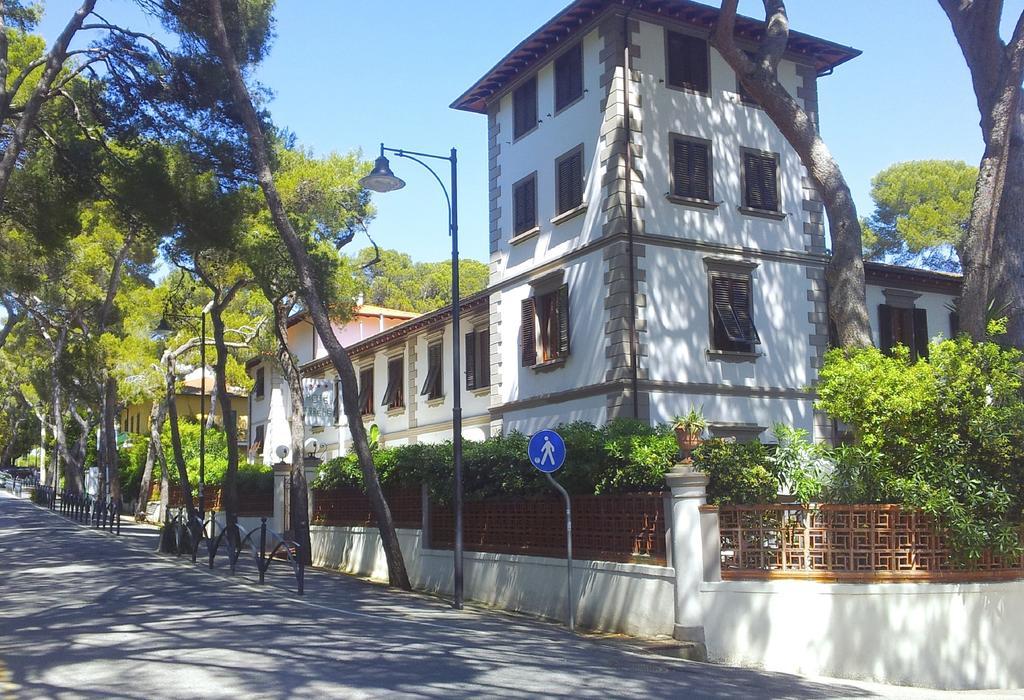 Hotel Tirreno 카스티글리온셀로 외부 사진